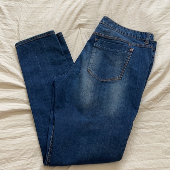 premium Denim 💙 fit 4 - Picture 4 of 4